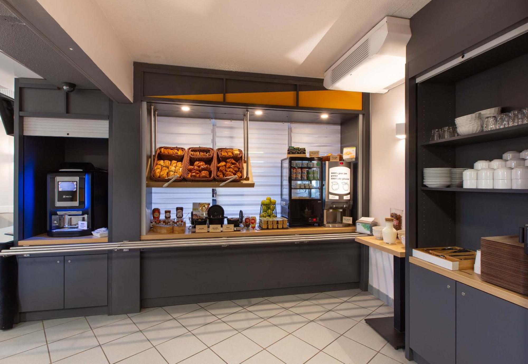 B&B Hotel Blois Sud Vineuil ヴィヌィユ エクステリア 写真