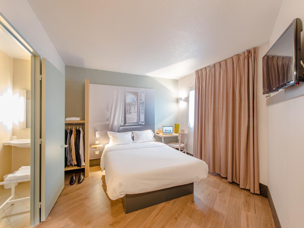 B&B Hotel Blois Sud Vineuil ヴィヌィユ エクステリア 写真