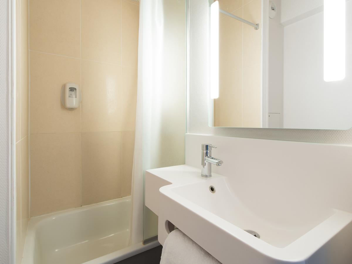 B&B Hotel Blois Sud Vineuil ヴィヌィユ エクステリア 写真